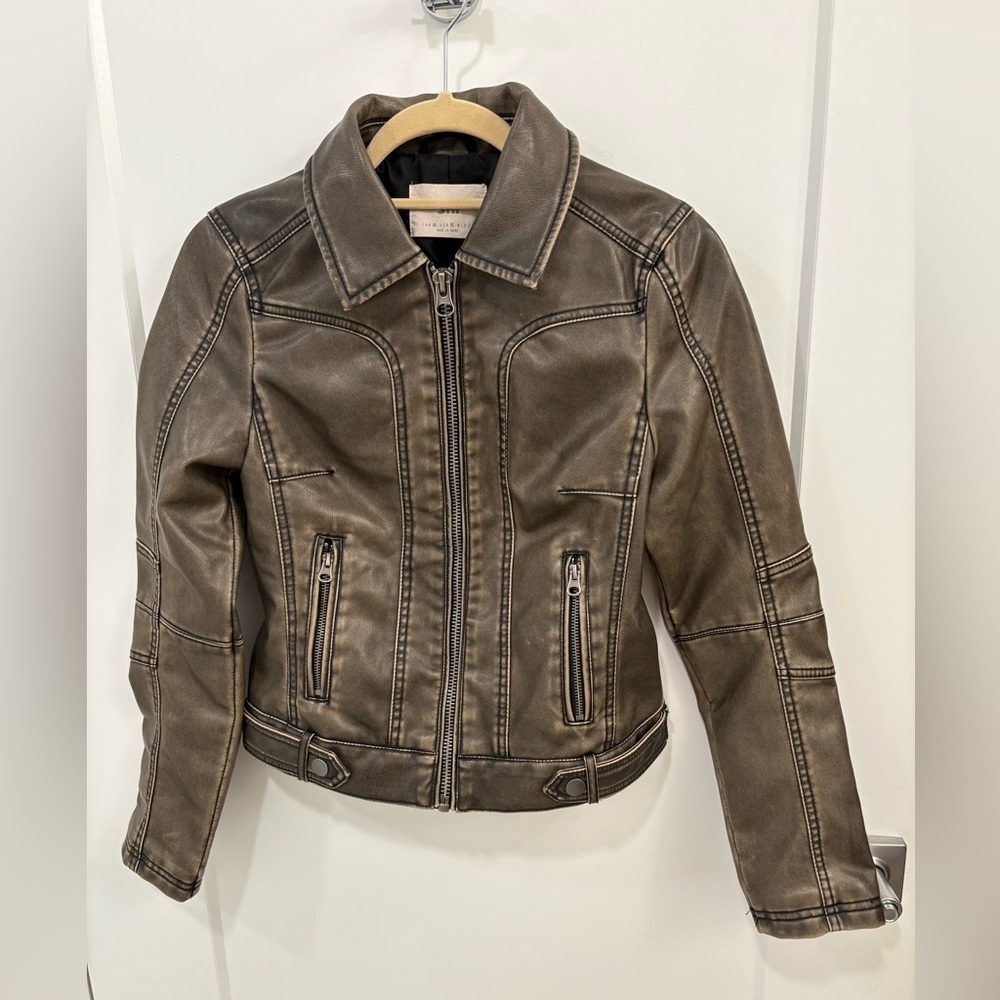 Stradivarius Vintage Style Vegan Leather Moto Jacket Size XS